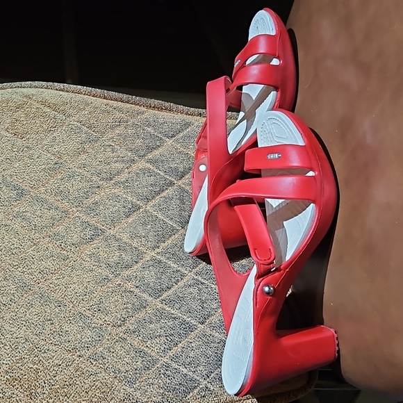 CROCS Shoes - Crocs Cyprus IV Red Slip On High Heels Sandals Shoes
